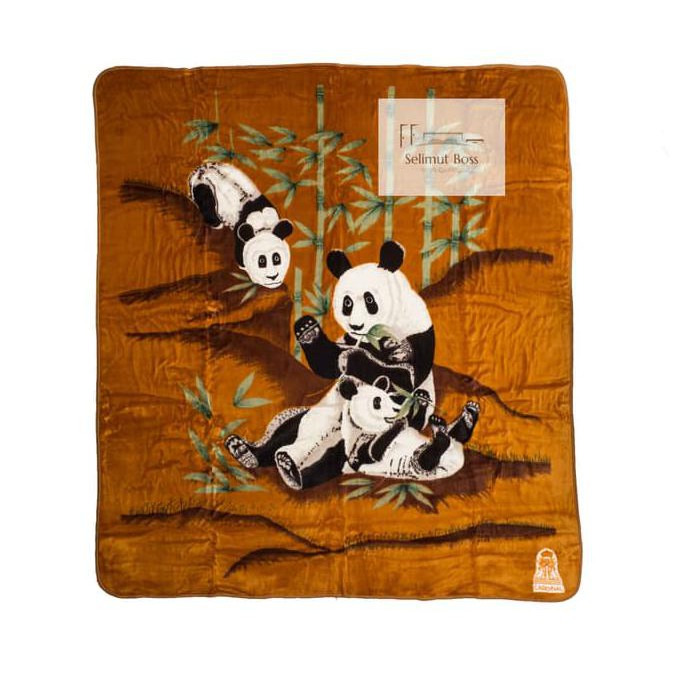 Selimut Bulu Halus Tebal Panda (Cardinal) 220 x 240 cm - selimut