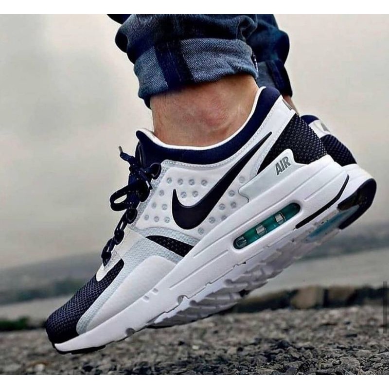 Sneakers Pria Nike Airmax One Zero
