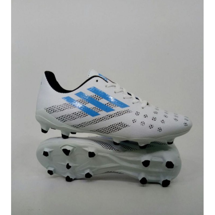 Sepatu bola predator Import / pria, cuci gudang