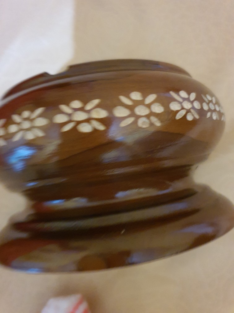 Asbak Rokok Ukir Cukit Kerajinan Kayu Jati