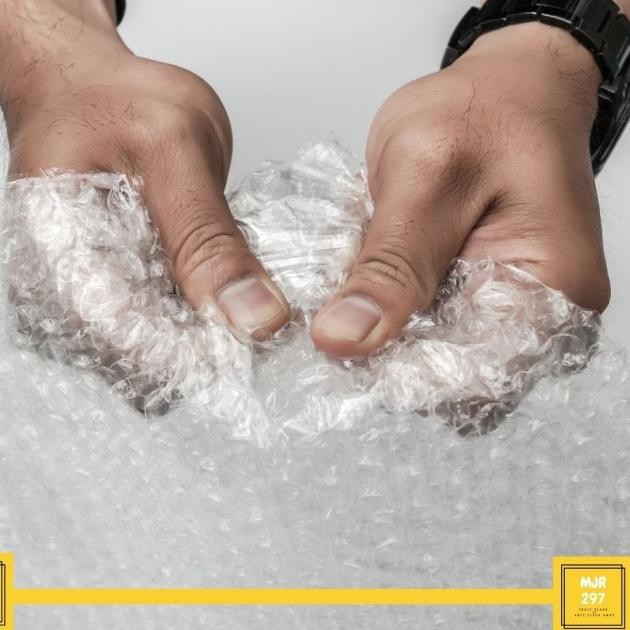 

Ready Stock!-368 PLASTIK BUBBLE WRAP BENING EKONOMIS BERKUALITAS DKM+ 125CM x 50M - BENING