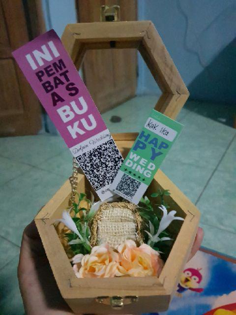 Tempat Cincin Kayu Rustic Hexagonal / Segi Enam
