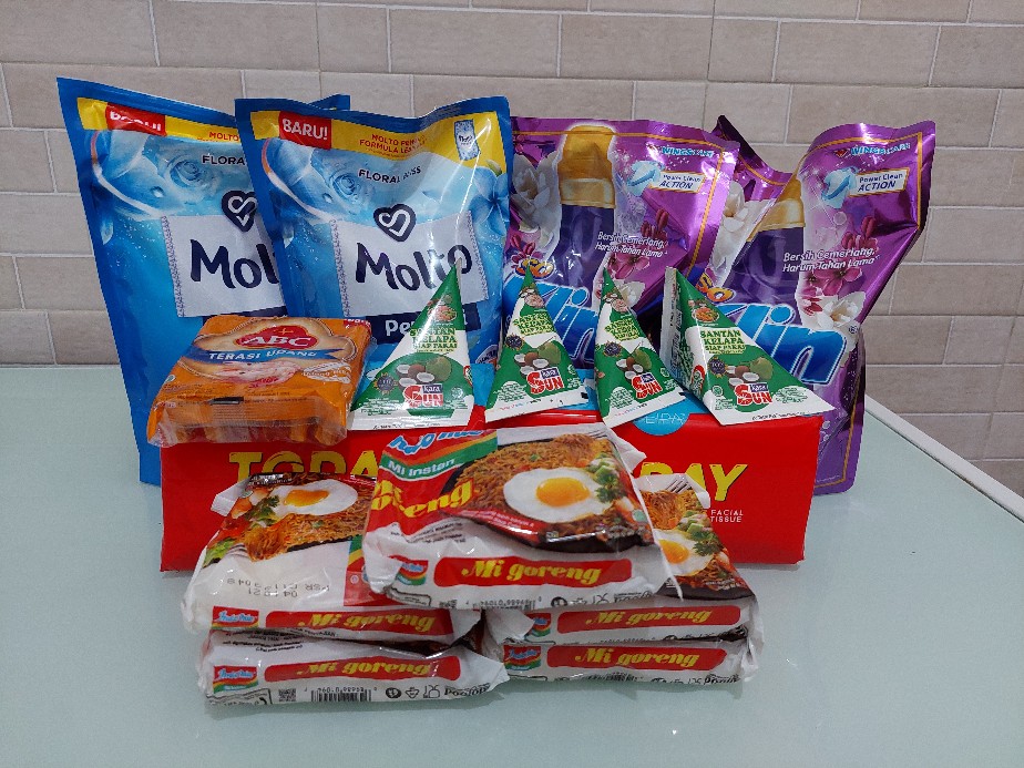 Molto Pewangi 1800ml