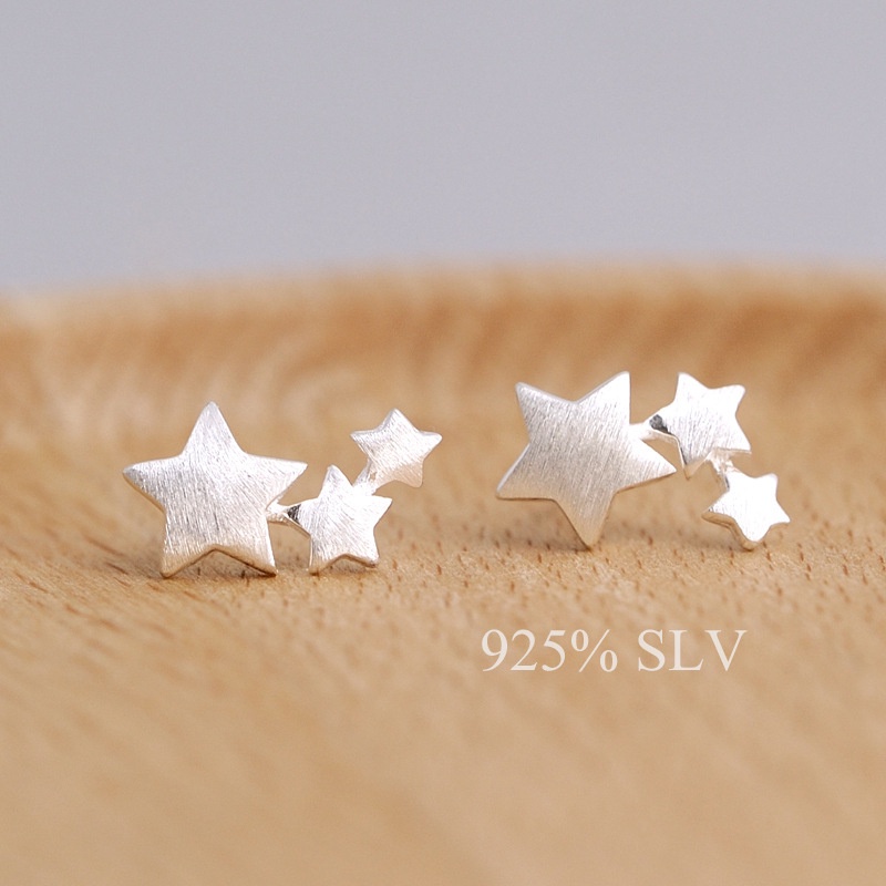 Fashion Silver Little Star S925 Silver Pin Stud Earrings Anting-anting Logam Gaya Anak Perempuan Sederhana Dan Kecil