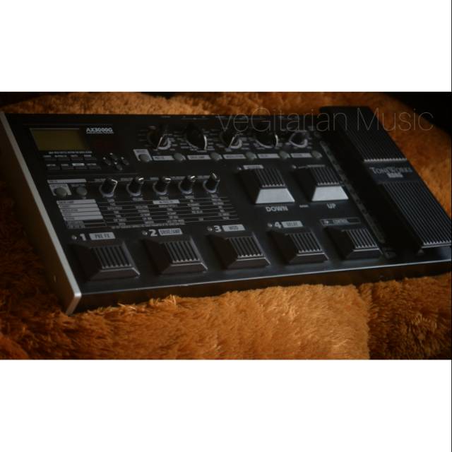 efek gitar multi digital Korg AX3000G Mulus original