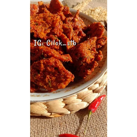 

Kulit Ayam pedes daun jeruk 100gr