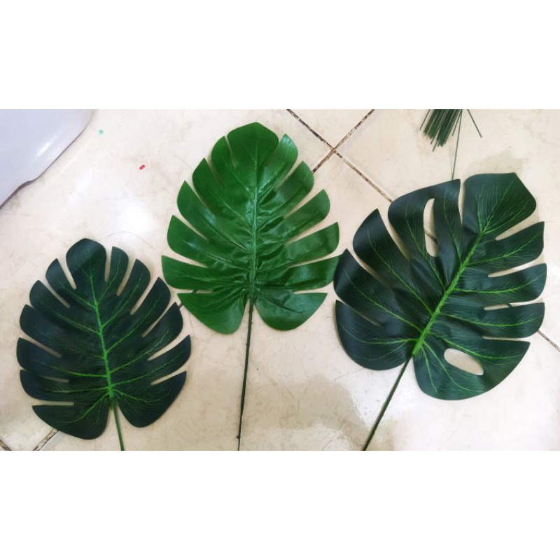 Daun Mini Palm Monstera Kecil Tangkai Artificial Imitasi Palsu - Daun Pisang