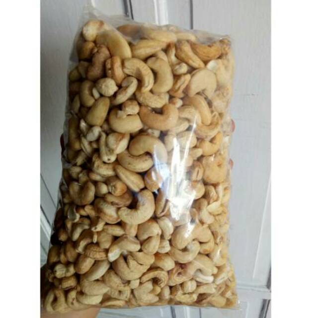 

Kacang mede/mete berat 1kg