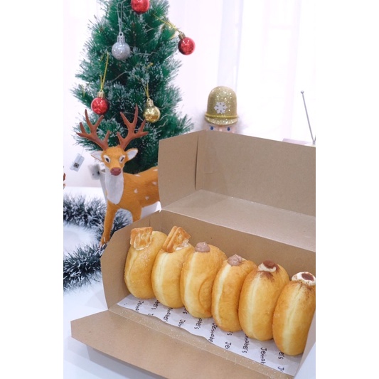 

Christmas Hampers : Santa’s Present