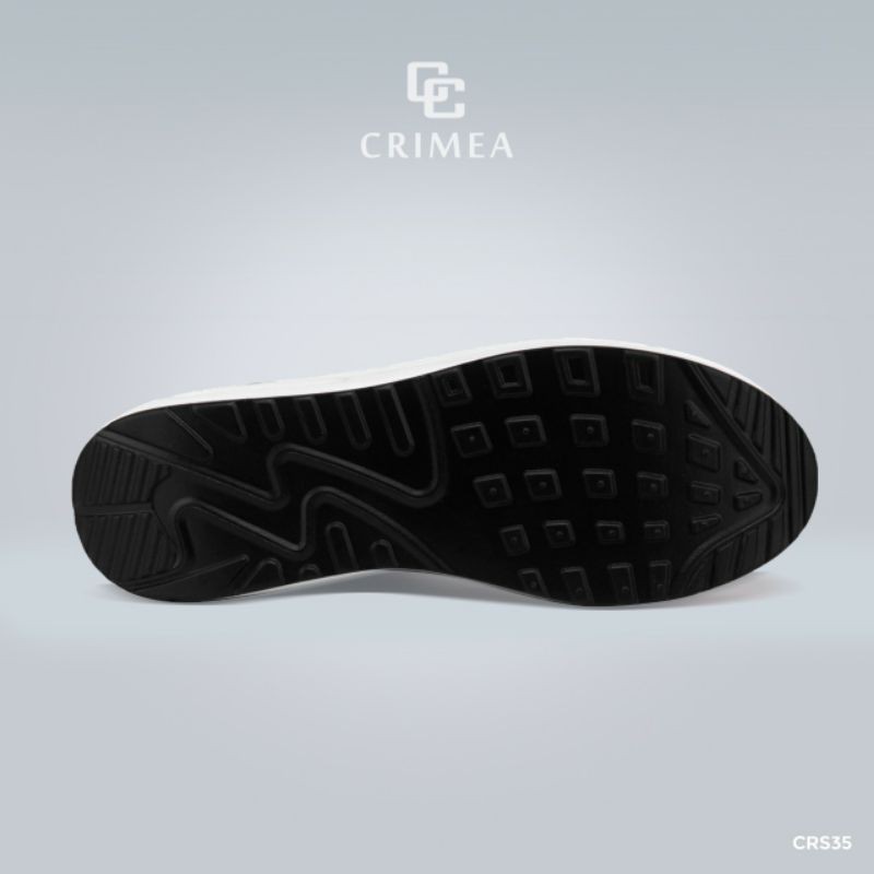 C R I M E A Flyknit Sneakers CRS35