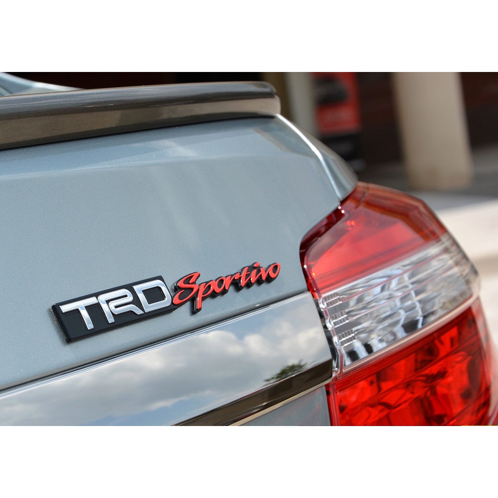 Emblem tulisan TRD SPORTIVO