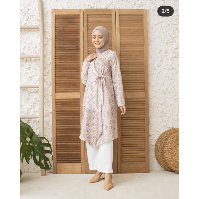 Alicia Tunik Colour Oatmeal by Wearing Klamby (Size M, Siap Kirim)