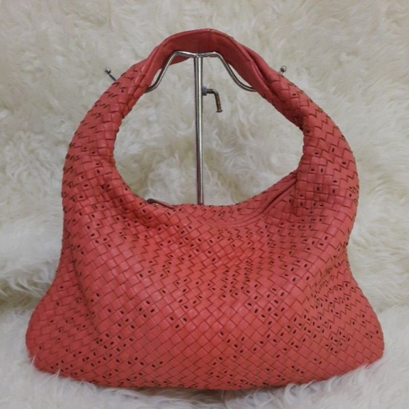 Preloved hobo bag Bottega Veneta