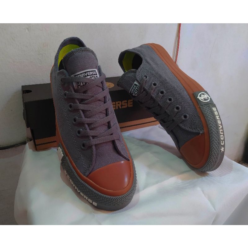 Sepatu Sneakers Import Converse Chuck Tailor All Star CT Hijau Army Premium