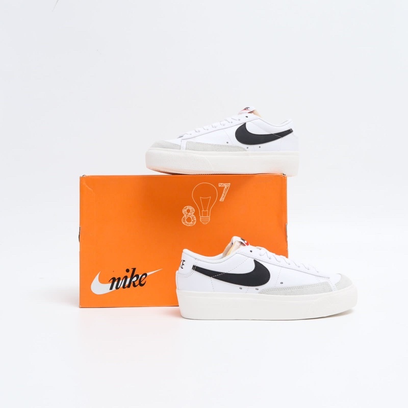 Blazer Low Platform Black White