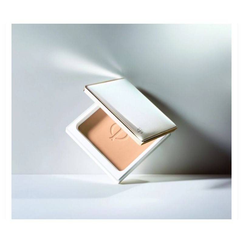 Cle de peau Brightening Powder Foundation Refill