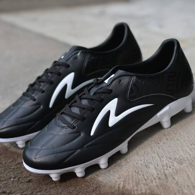 Specs ESTADIO FG BLACK WHITE