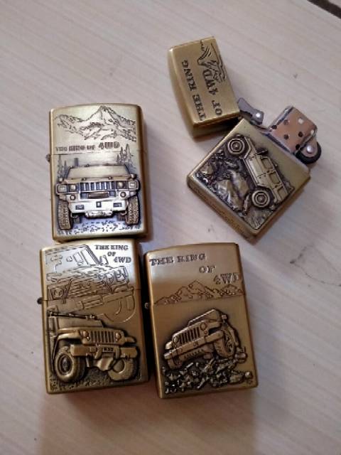 KOREK MODEL ZIPPO MOTIF MOBIL JEEP