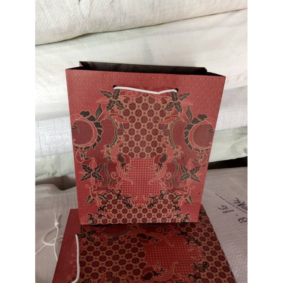 

Tinta Stempel - Plastik Wraping - Baterai Alkaline Paper Bag / Shopping Bag / Tas Belanja Batik Uk