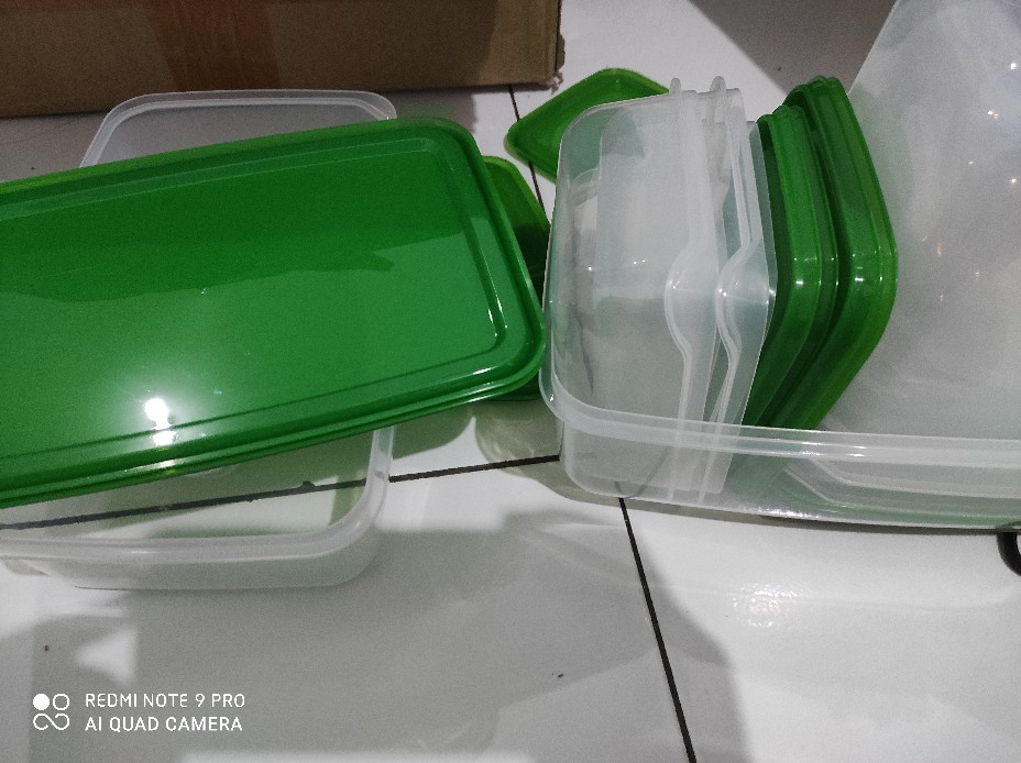 Tempat Kontainer Makanan/ Wadah Set Simpan Makanan Isi 17pc, Hijau Pr958