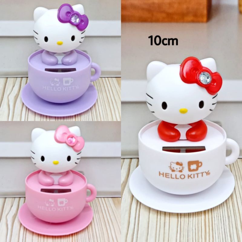 Pajangan solar goyang hello kitty
