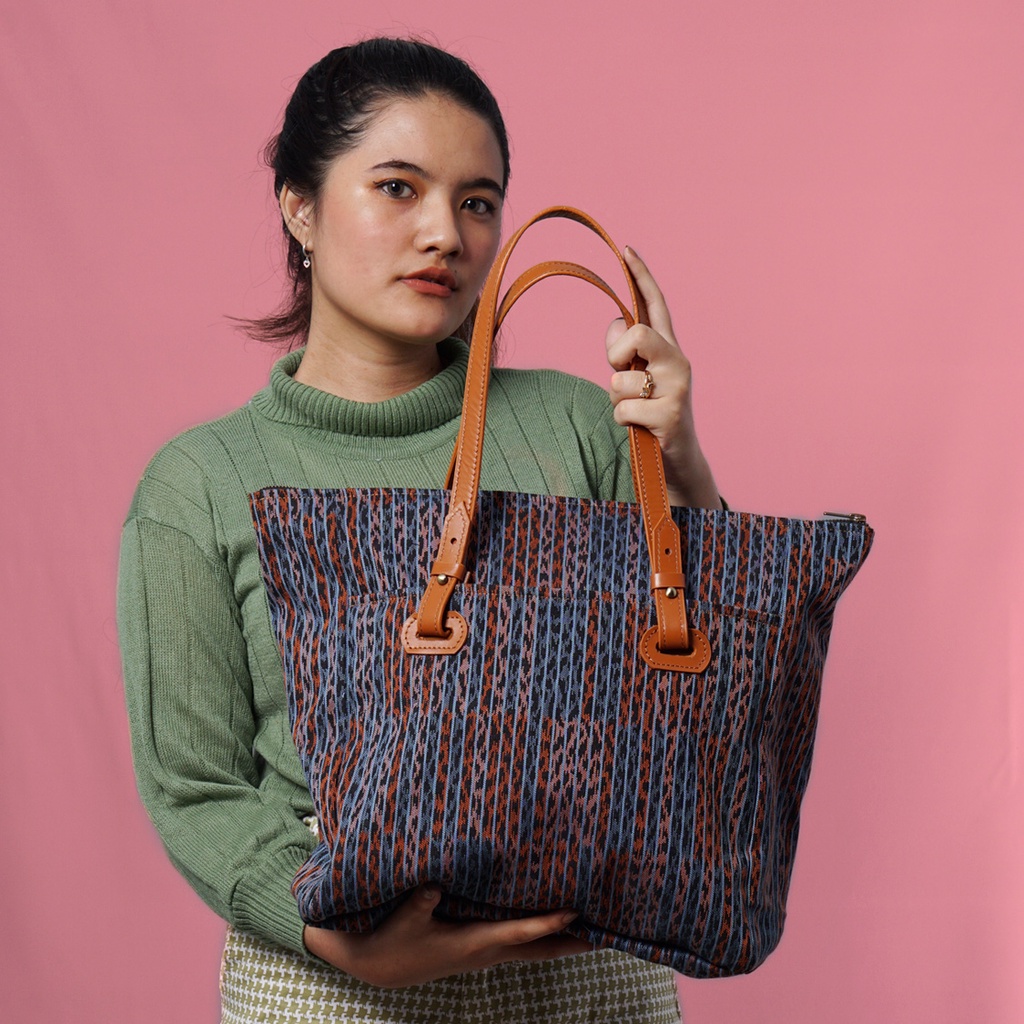 Tiara Tote Bag Tas Wanita Kanvas Kombinasi Kulit Asli Leather Lecari