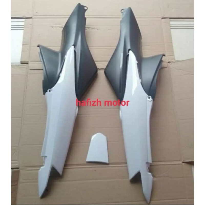 Body putih plus sambungan Supra fit new