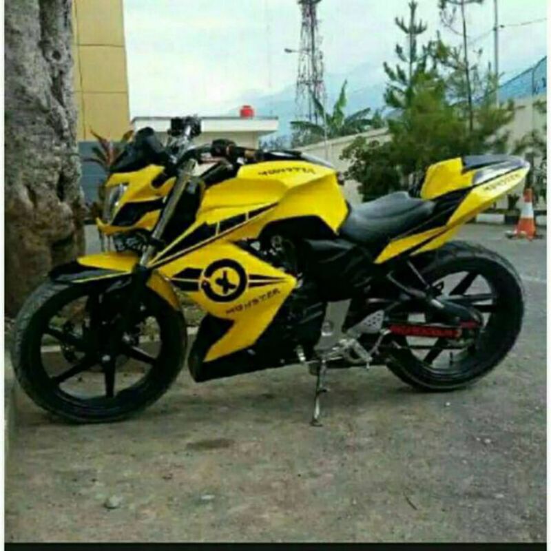 Body belakang Byson karbu model zx250 bebas reques warna