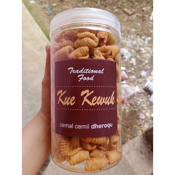 

kue kewuk dheroqu