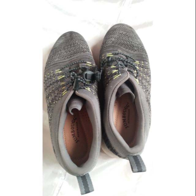 Like new sepatu Jumbo Ugg s ize 37
