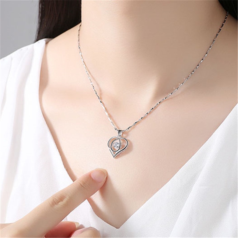 [Ready Stock]Fashion New Silver-Plated Diamond Love Pendant Necklace