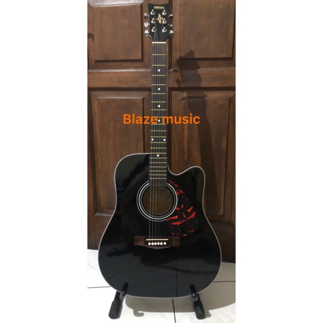 Gitar akustik Hitam / Natural GLOSSY DOFF