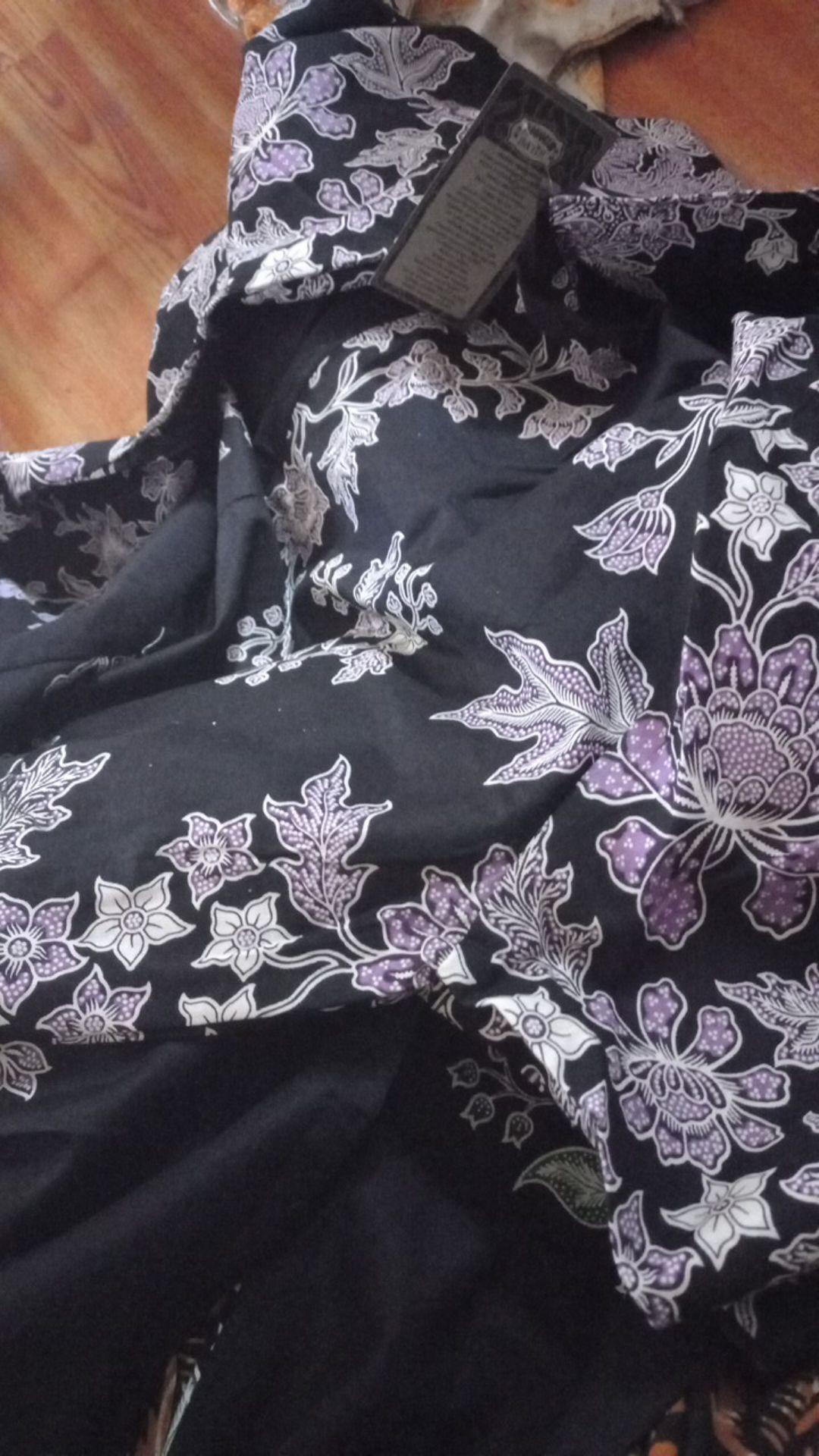 Grosir Terlaris Genes Jelita Tunic Navbor Yelbor Whitbor Creambor Tunik Batik Modern Hrb046