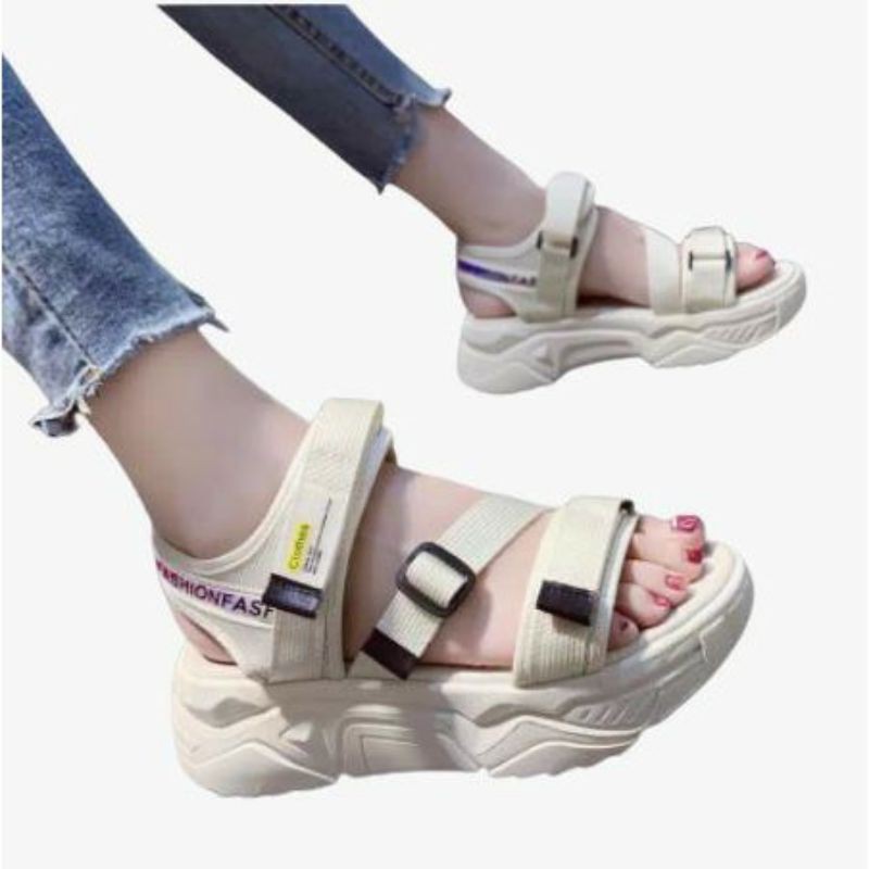 SANDAL GUNUNG VELCRO Sol Tebal