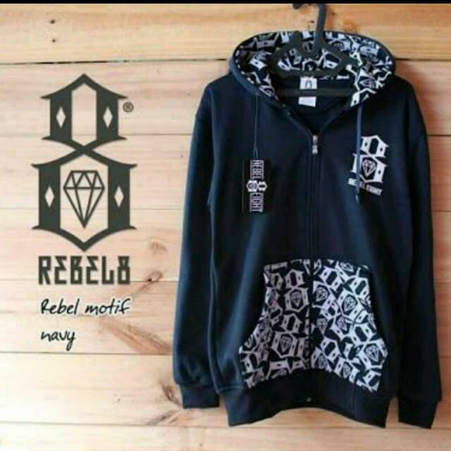 Sweater rebel eight/rebel eight murah/rebel eight motif/sweater murah