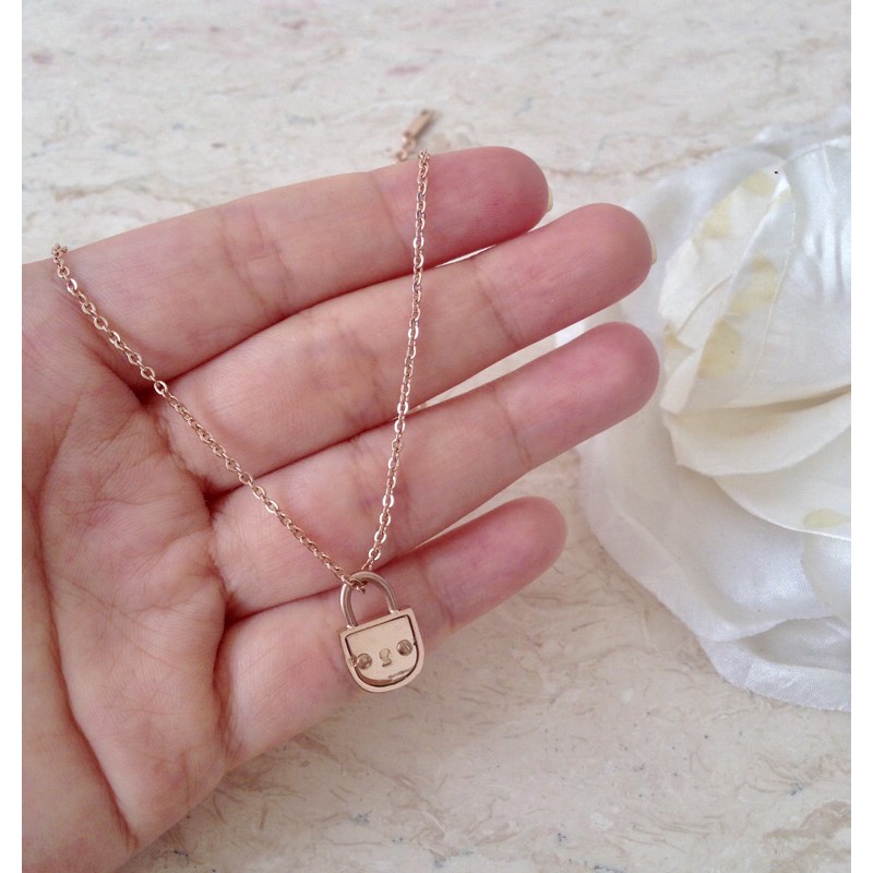 Kalung gembok titanium premium