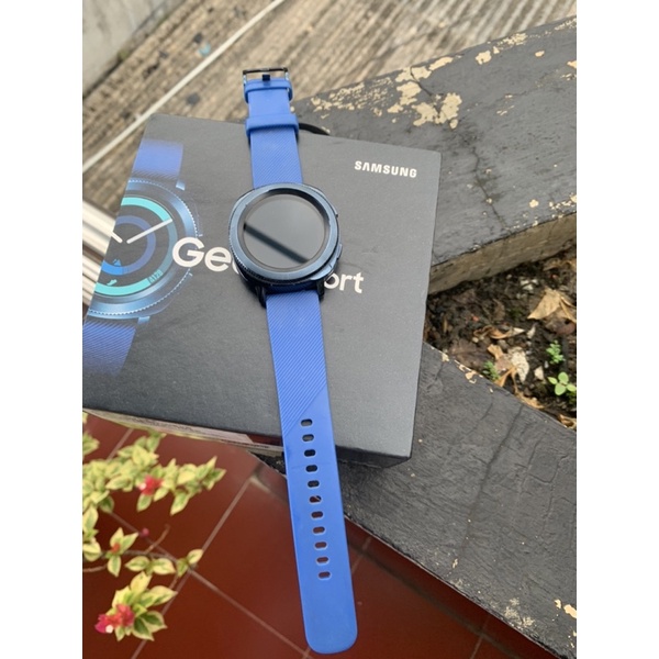 samsung gear sport smartwatch (SECOND)