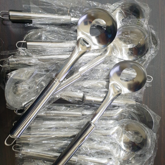 Cetakan Bakso Bahan Stainless Steel Anti Lengket Meat Ball Maker CB01