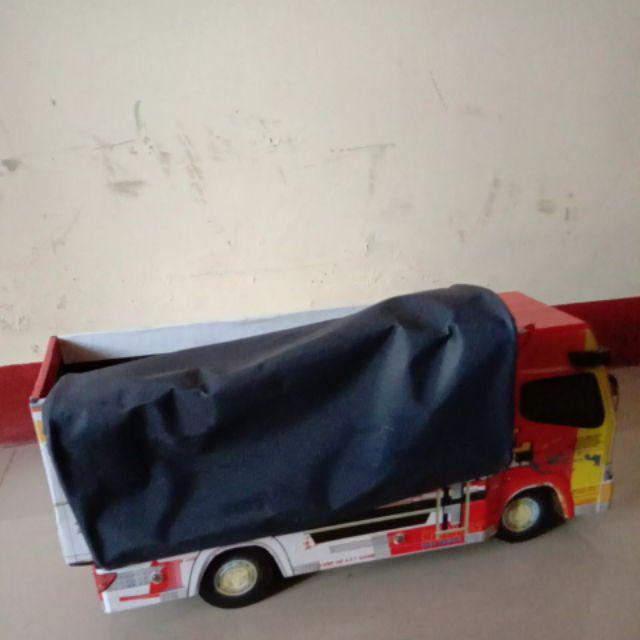  Miniatur truk New tawakal  2 canter variasi lampu dan 