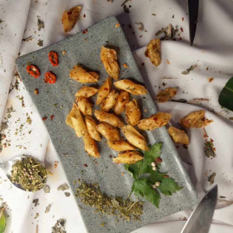 

Lupker(Lumpia kering)