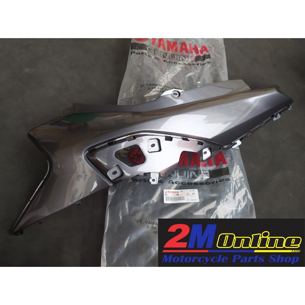 B3W-F1711-00-P0 Cover Body Gear 125 Kiri Gray Ori YGP