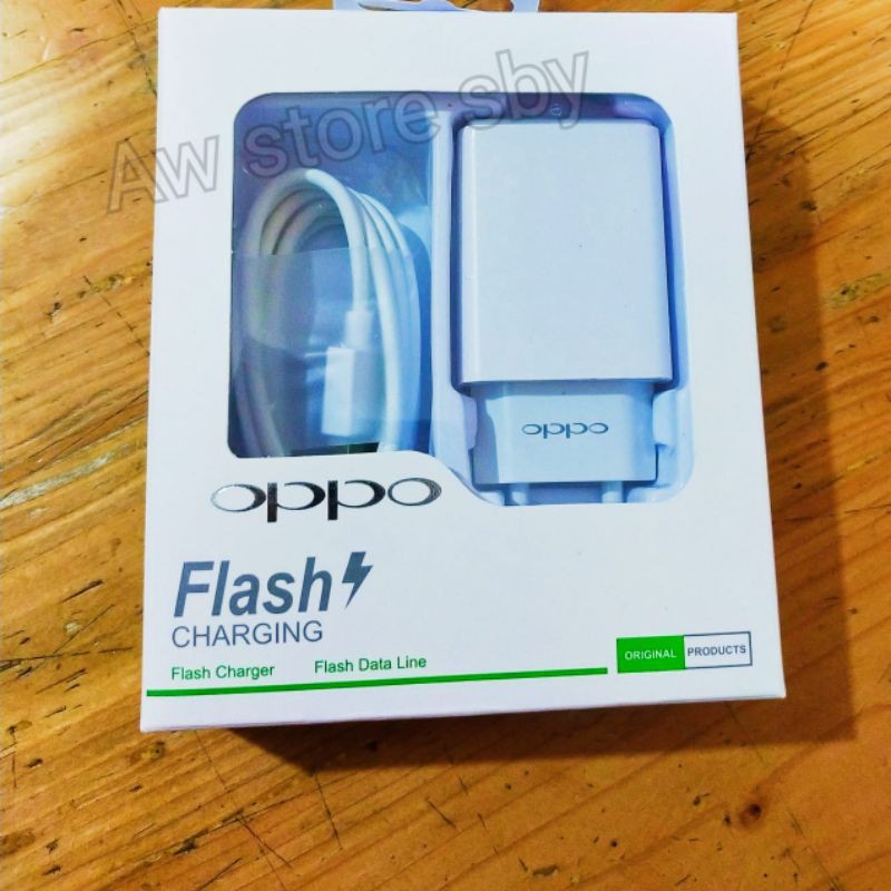 CHARGER OPPO MICRO USB 2A FLASH CHARGE OPPO A71 A15 A83 A37 A39 NEO 7 F1 F1S A3S A5S F7 F9