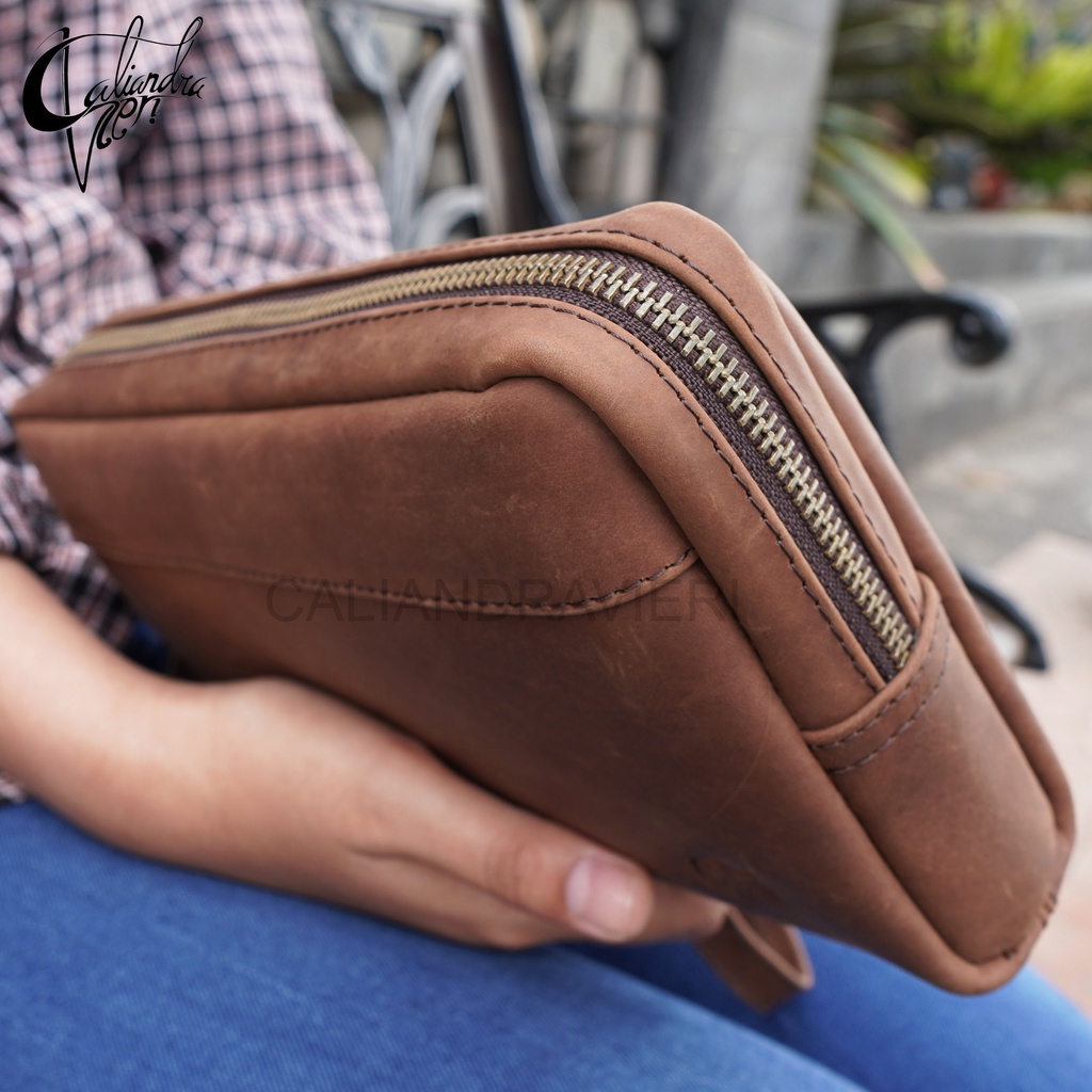 Caliandravieri Clutch Pria Kulit Asli CV2 Kasual Vintage