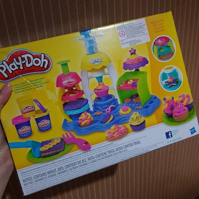 PLAY DOH (BESAR YA BOXNYA)