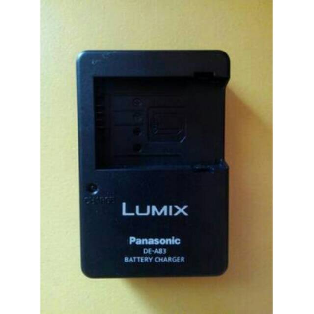 Charger Panasonic DE-A83 for battery DMW-BMB9
