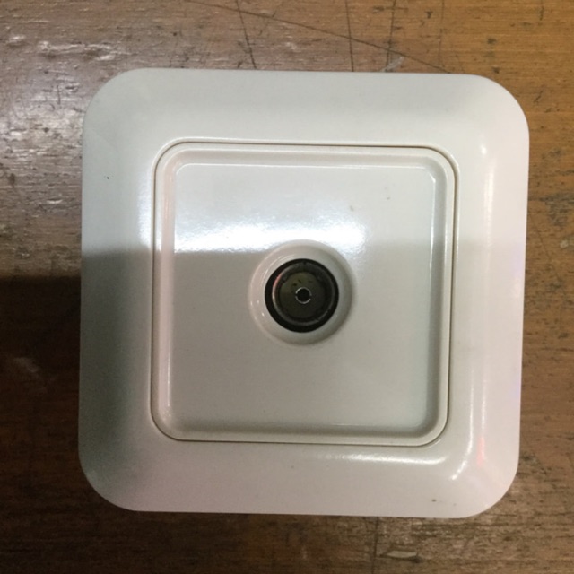 Stop kontak TV broco gracio