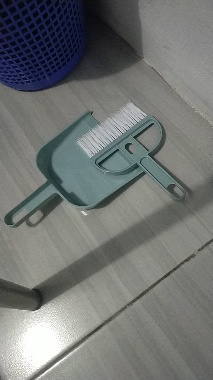 Sapu Set Mini Dustpan Serok Cikrak Kecil Sapu Lantai Kecil + Pengki Sapu Karpet Mobil Meja Laptop