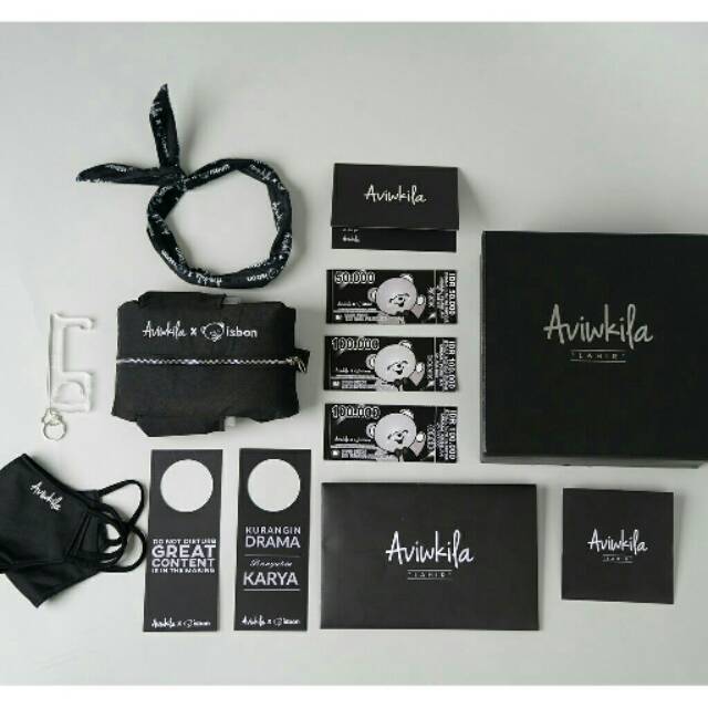 Album Lahir Istana Boneka  X Aviwkila Merchandise Exclusive