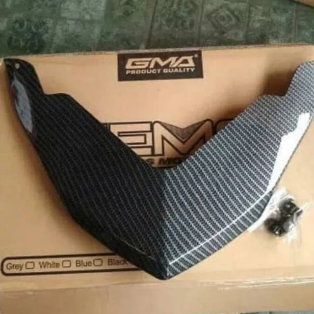 sirip lampu stop motor yamaha n max / sirip lampu belakang n max karbon