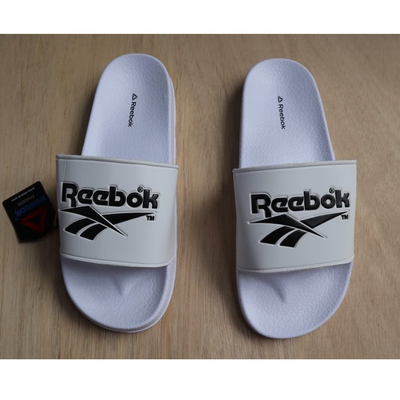 sandal reebook_ pria casual formal santau hangout - sandal pria flat slide - sandal bennasi pria